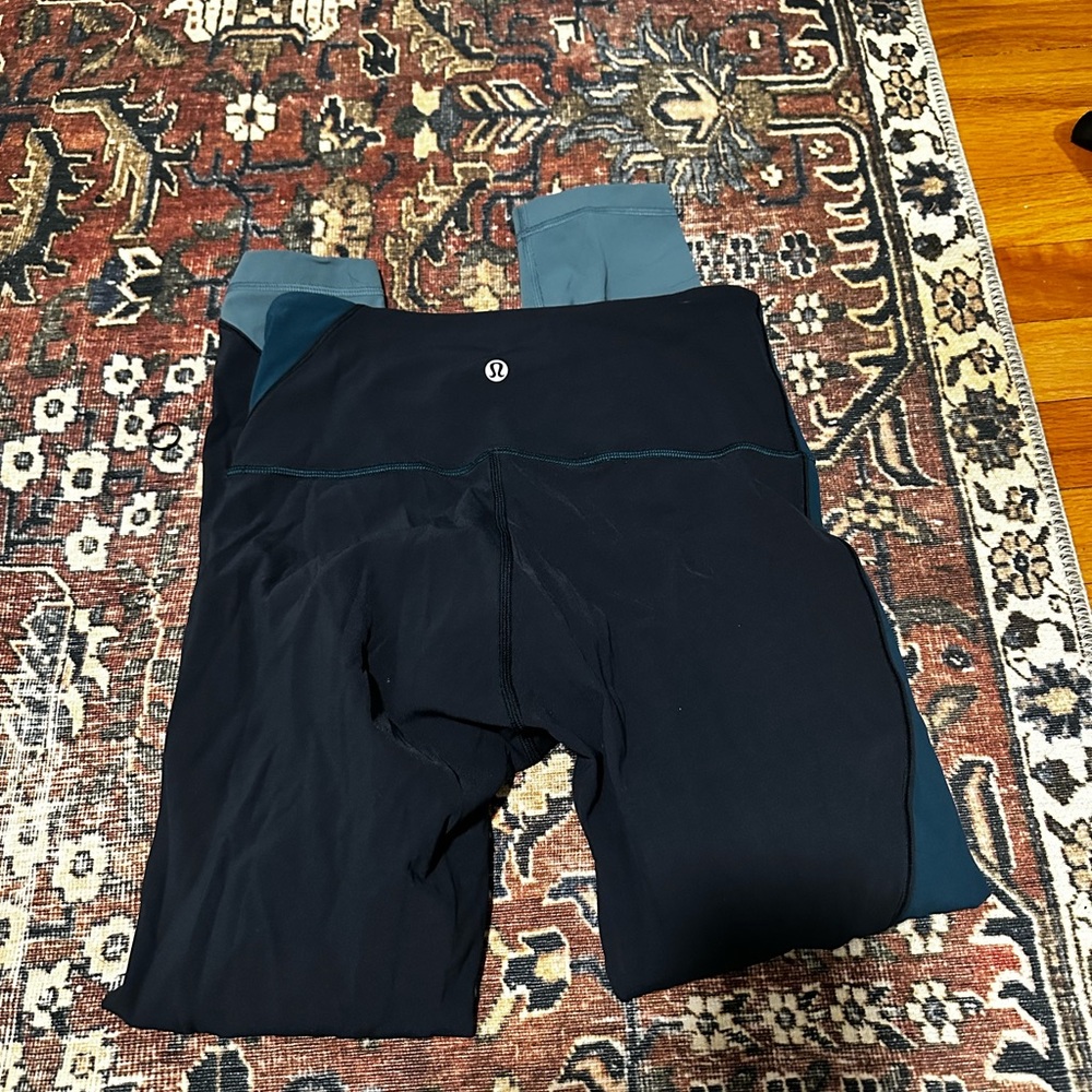 Lululemon Black and Teal Leggings